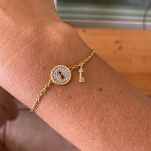 18k Gold**David Yurman chain collection bracelet